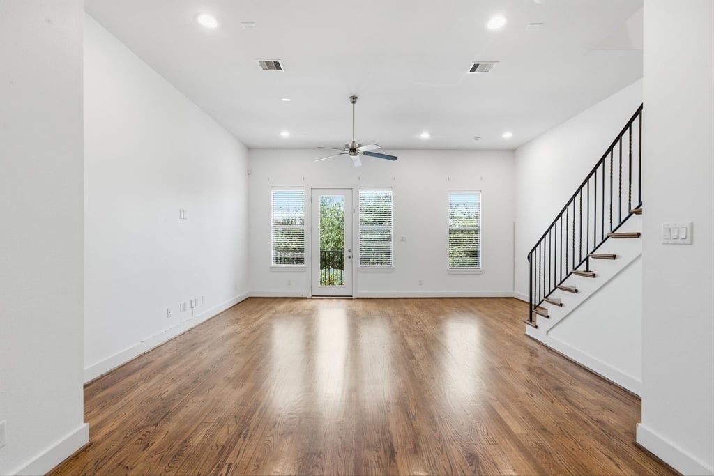 1206 Delano Street - Photo 6
