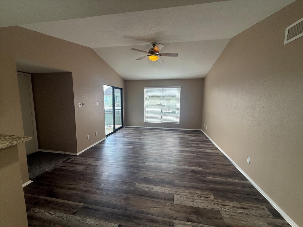14777 Wunderlich Drive - Photo 10