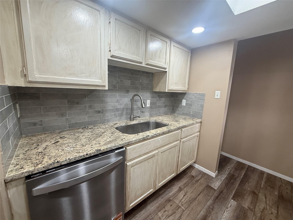 14777 Wunderlich Drive - Photo 8