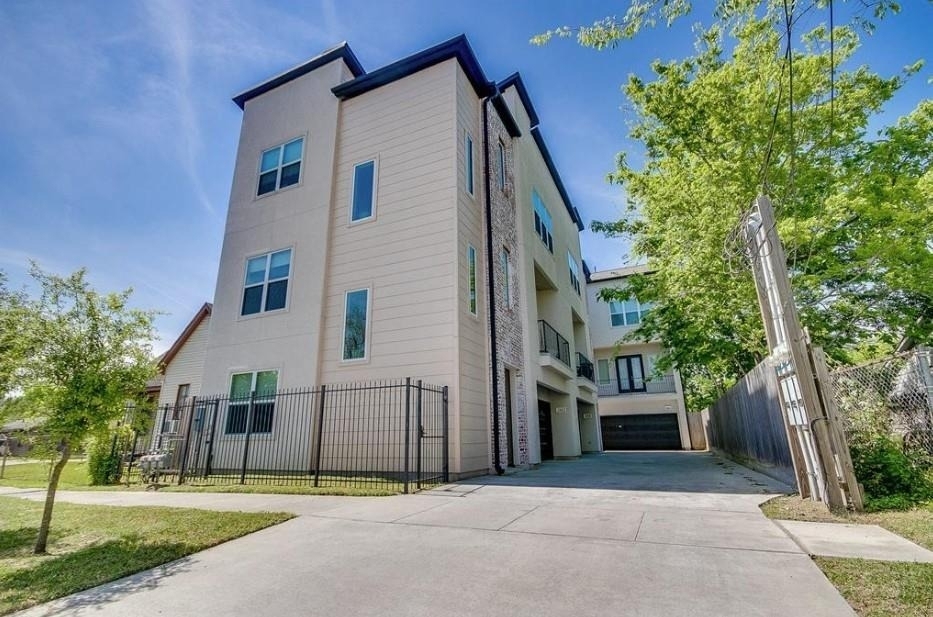 2314 Saint Charles Street - Photo 14