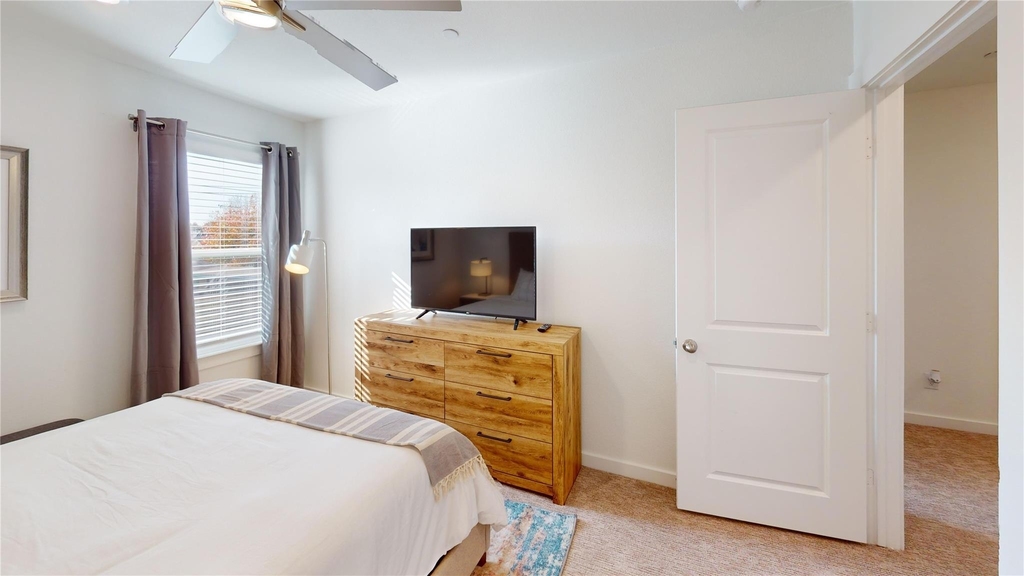 4124 Ruth Alley - Photo 39