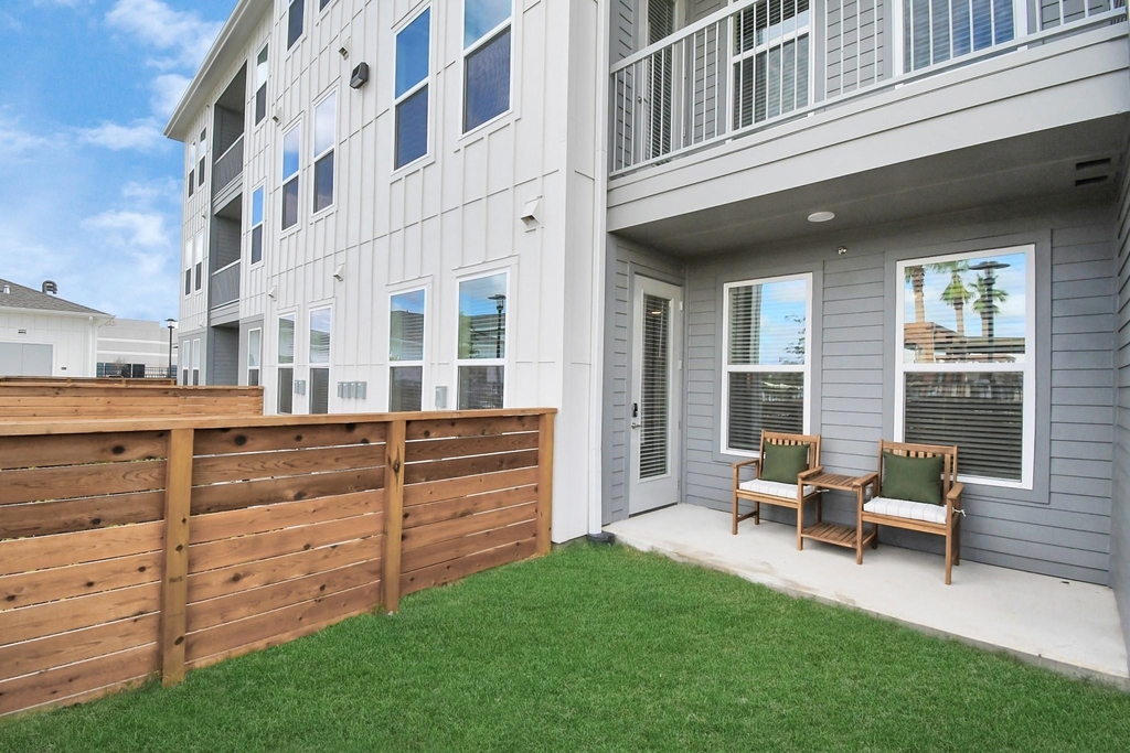 2020 Grandway Drive - Photo 10