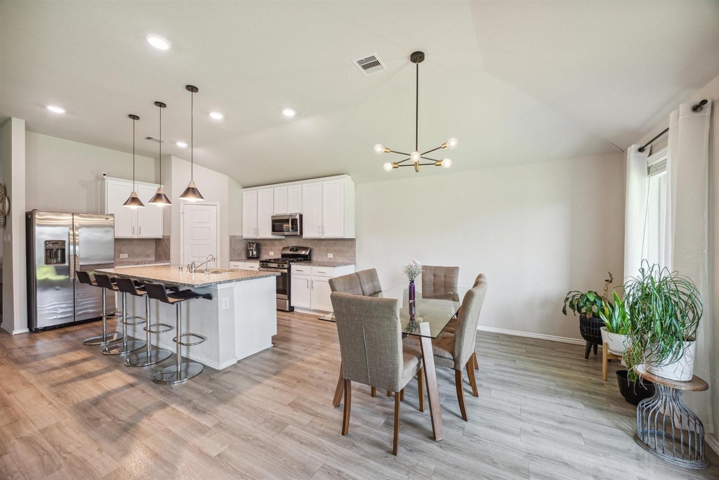 6414 Fiddlewood Thicket Lane - Photo 11