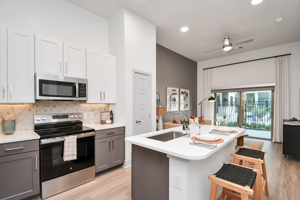 1617 Enid Street - Photo 6