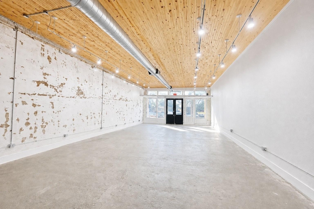 129 & 133 S Fulton Street - Photo 1