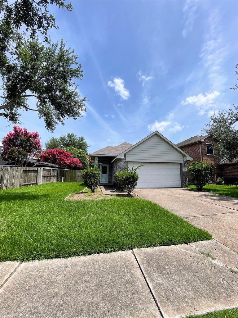 4010 Bealey Lane - Photo 2