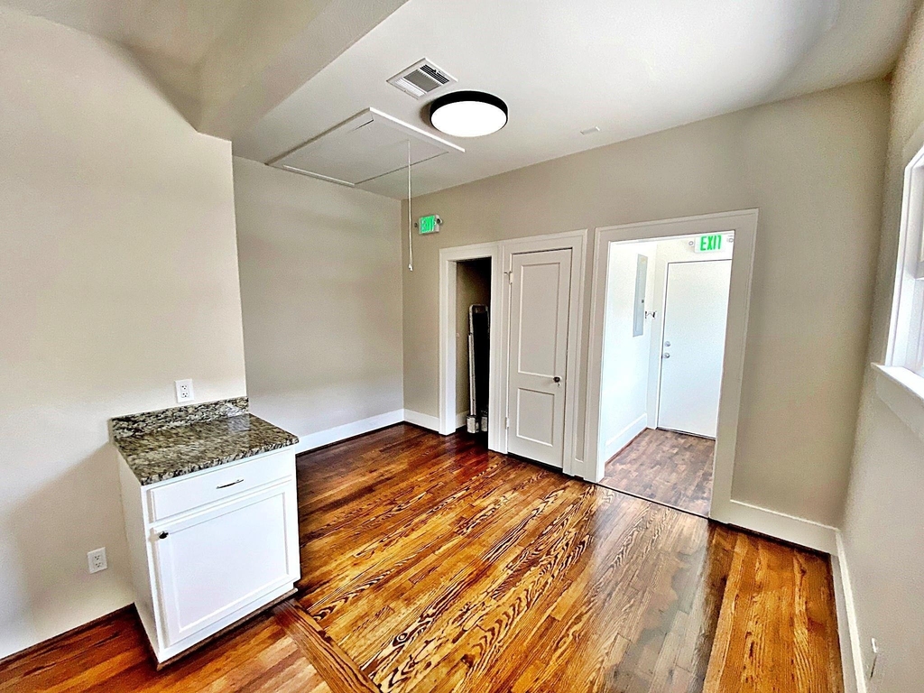 1625 W Alabama Street - Photo 10