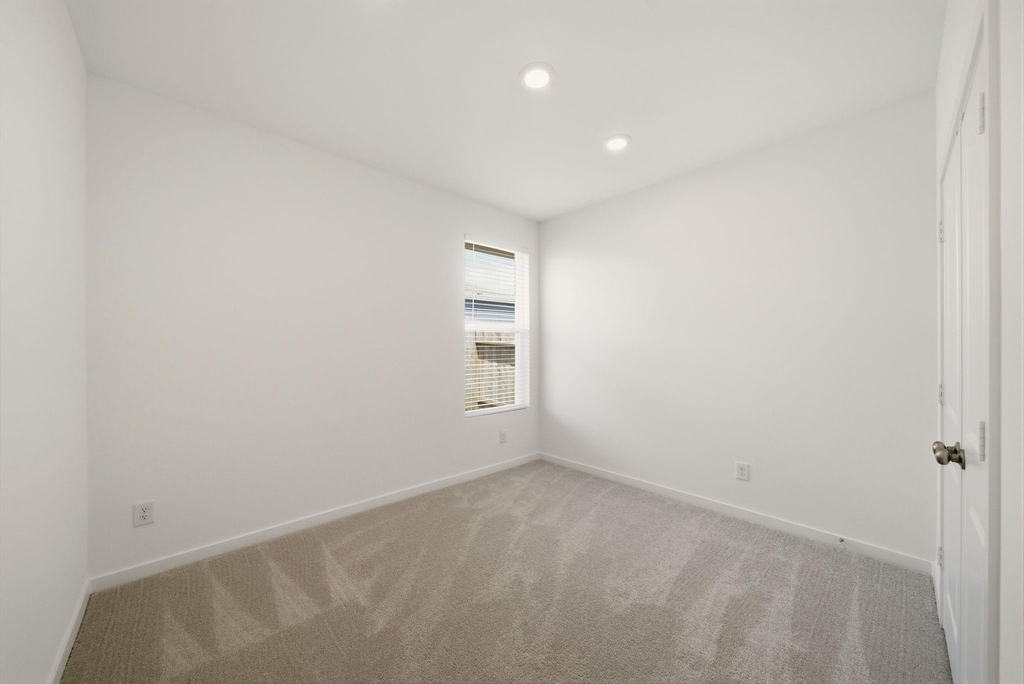 21611 Colonial Meadow Creek Trail - Photo 11