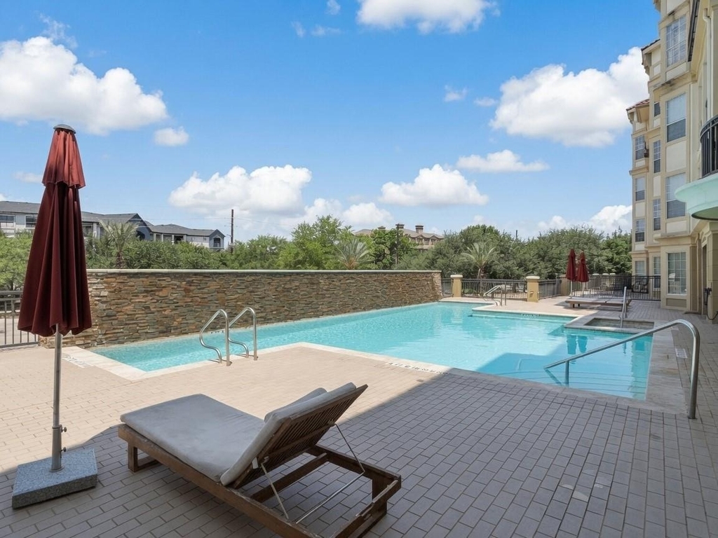 7575 Kirby Drive - Photo 27