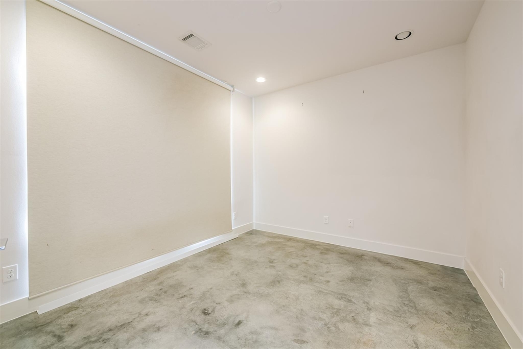 2824 Clay Street - Photo 4