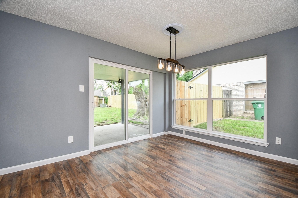 17022 Quail Park Drive - Photo 13