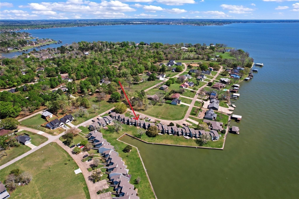 100 Edgewater Drive - Photo 31