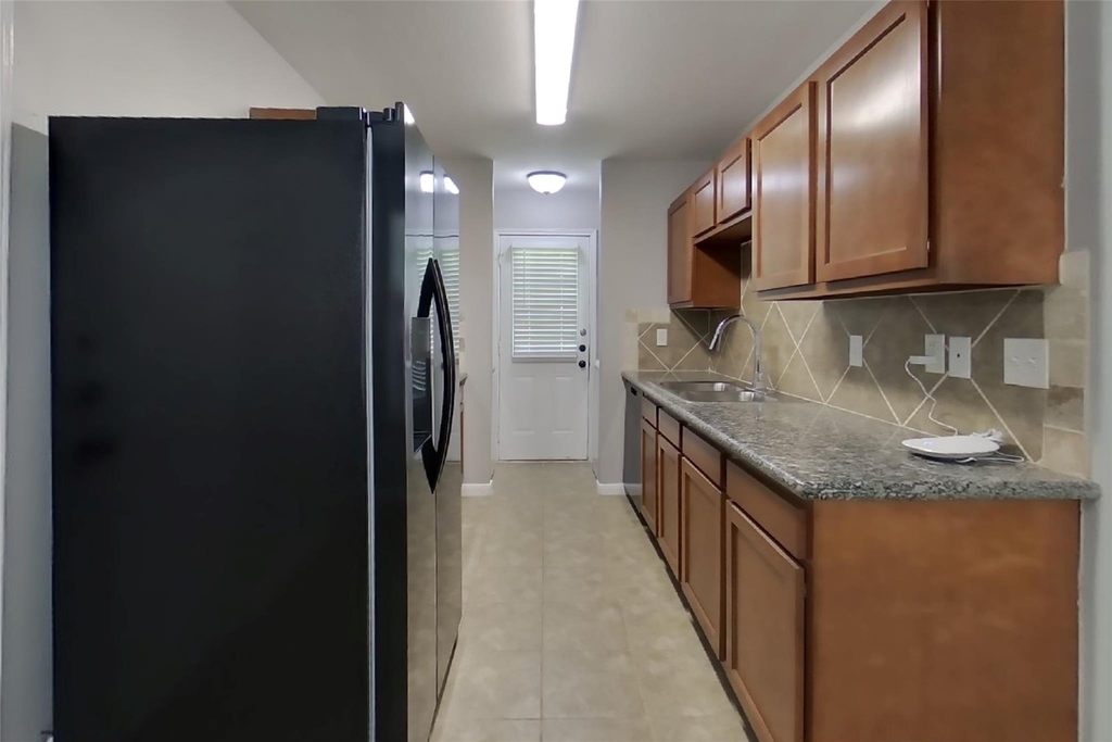 10951 Royal Forest Drive - Photo 4
