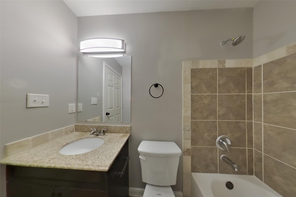 10951 Royal Forest Drive - Photo 12