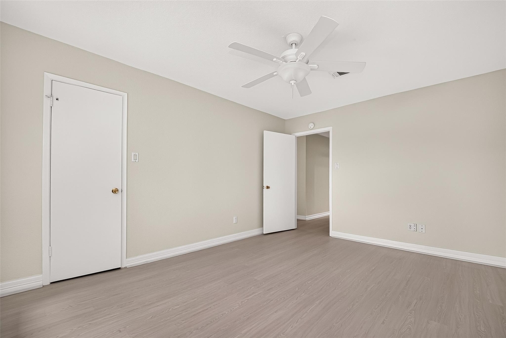 10383 Briar Forest Drive - Photo 22