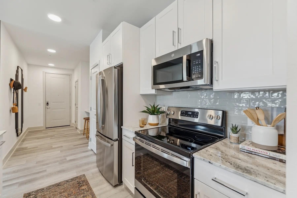 2020 Grandway Drive - Photo 5