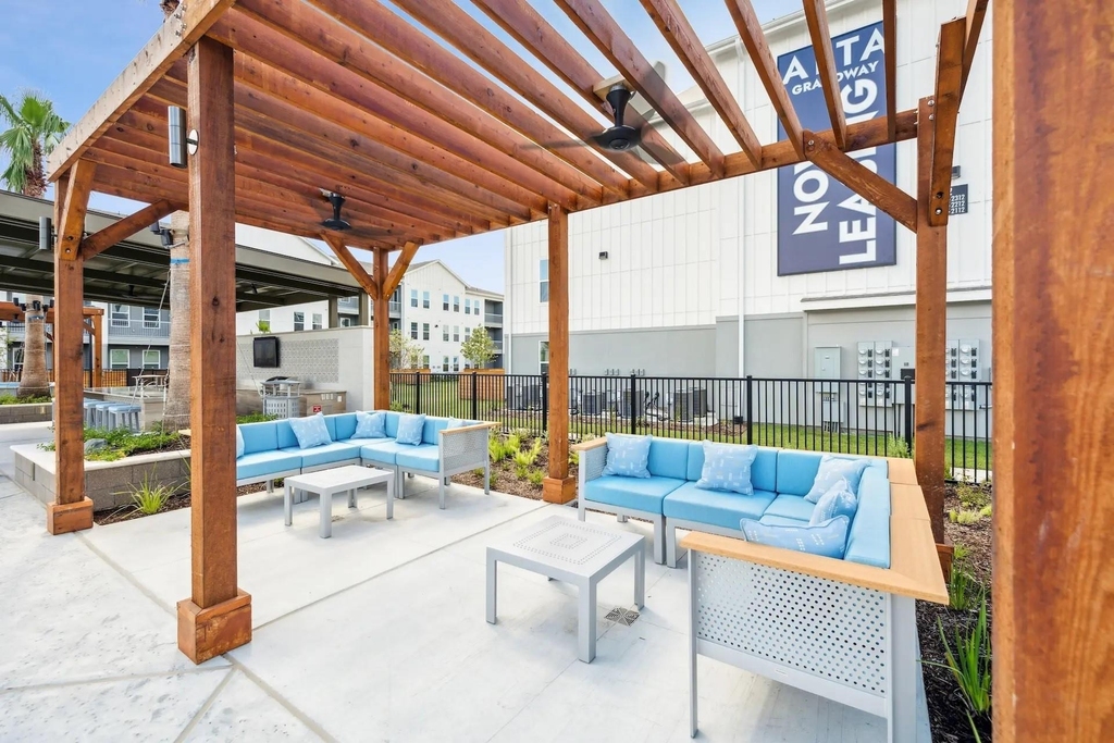2020 Grandway Drive - Photo 20