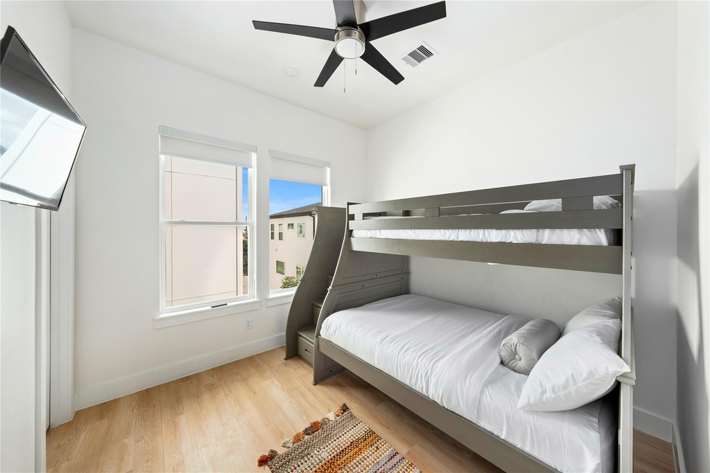 3008 Delano Street - Photo 17