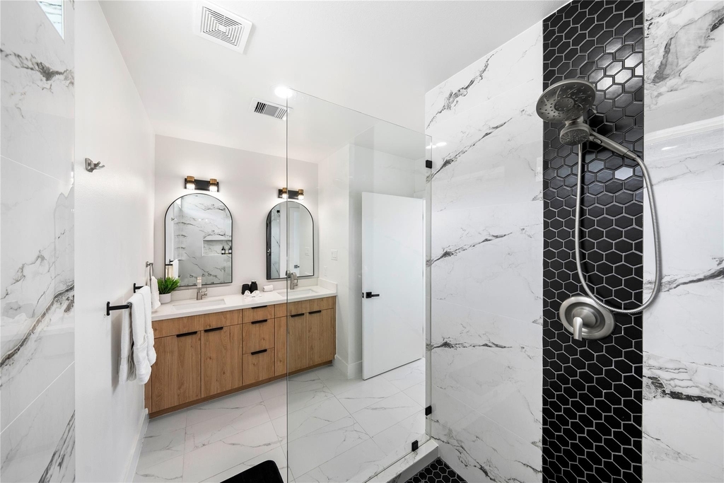 3008 Delano Street - Photo 9