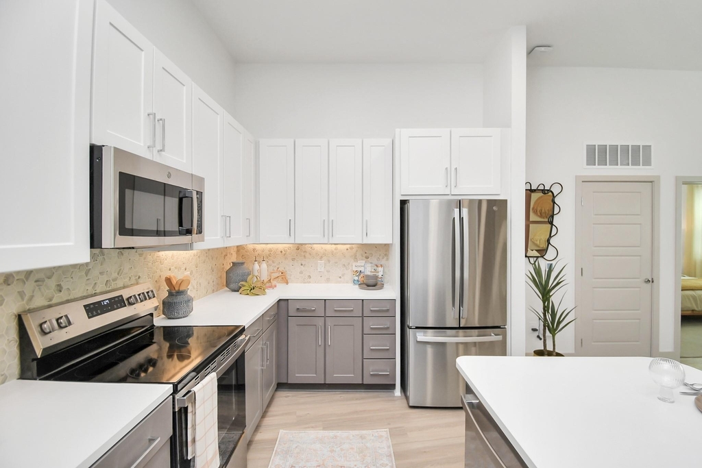1617 Enid Street - Photo 4