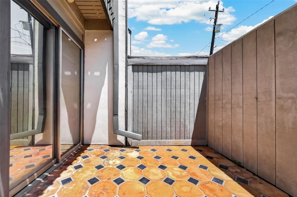 5056 Glenmont Drive - Photo 30