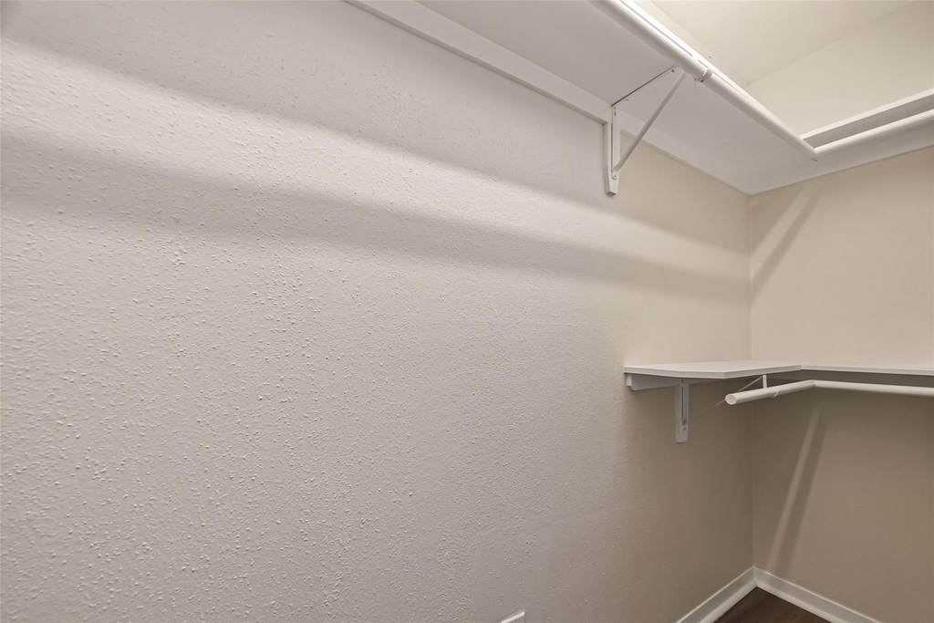 5056 Glenmont Drive - Photo 27