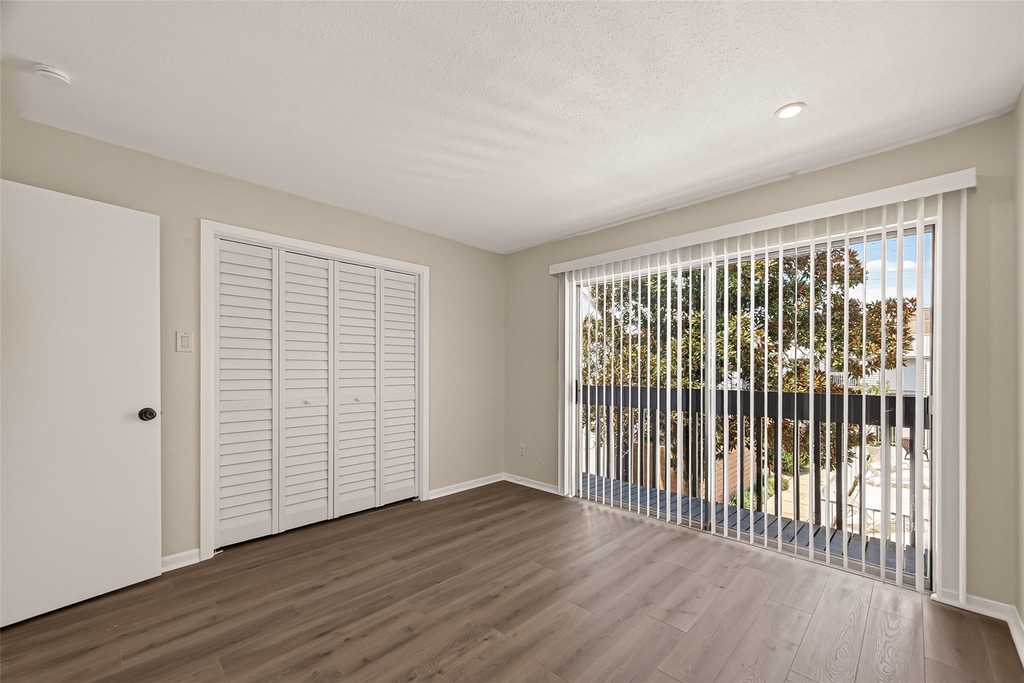 5056 Glenmont Drive - Photo 20