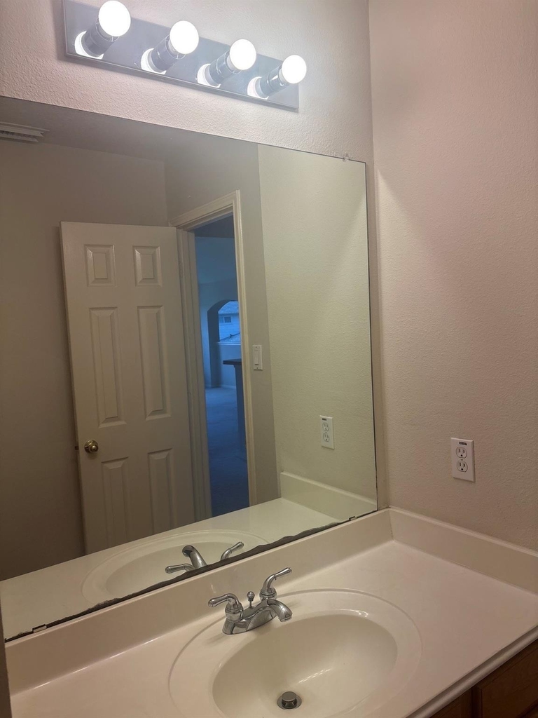 11607 Bay Ledge Drive - Photo 12