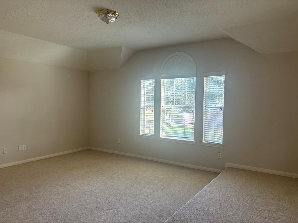 11607 Bay Ledge Drive - Photo 11
