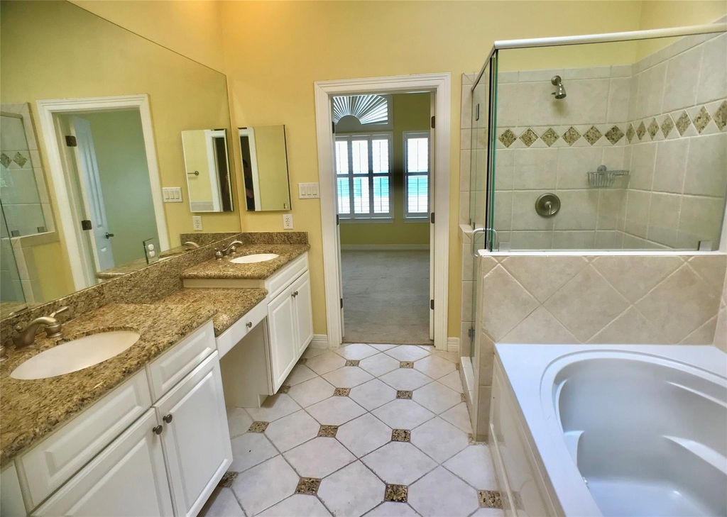 2104 Bancroft Street - Photo 29