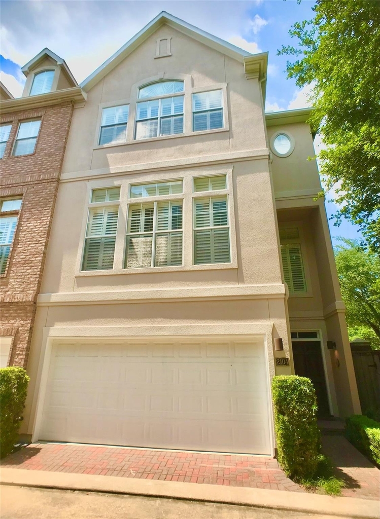 2104 Bancroft Street - Photo 0