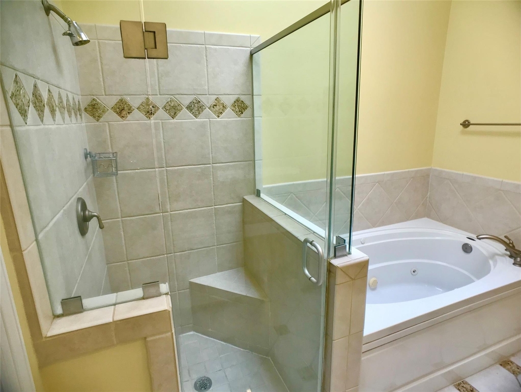 2104 Bancroft Street - Photo 4