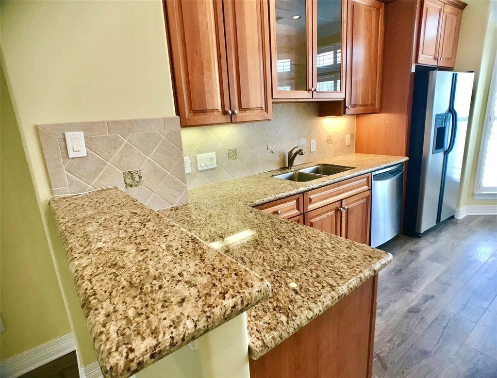 2104 Bancroft Street - Photo 18