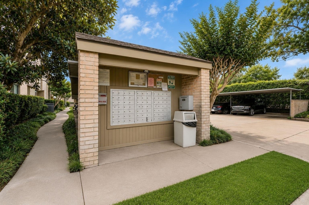 10053 Westpark Drive - Photo 12