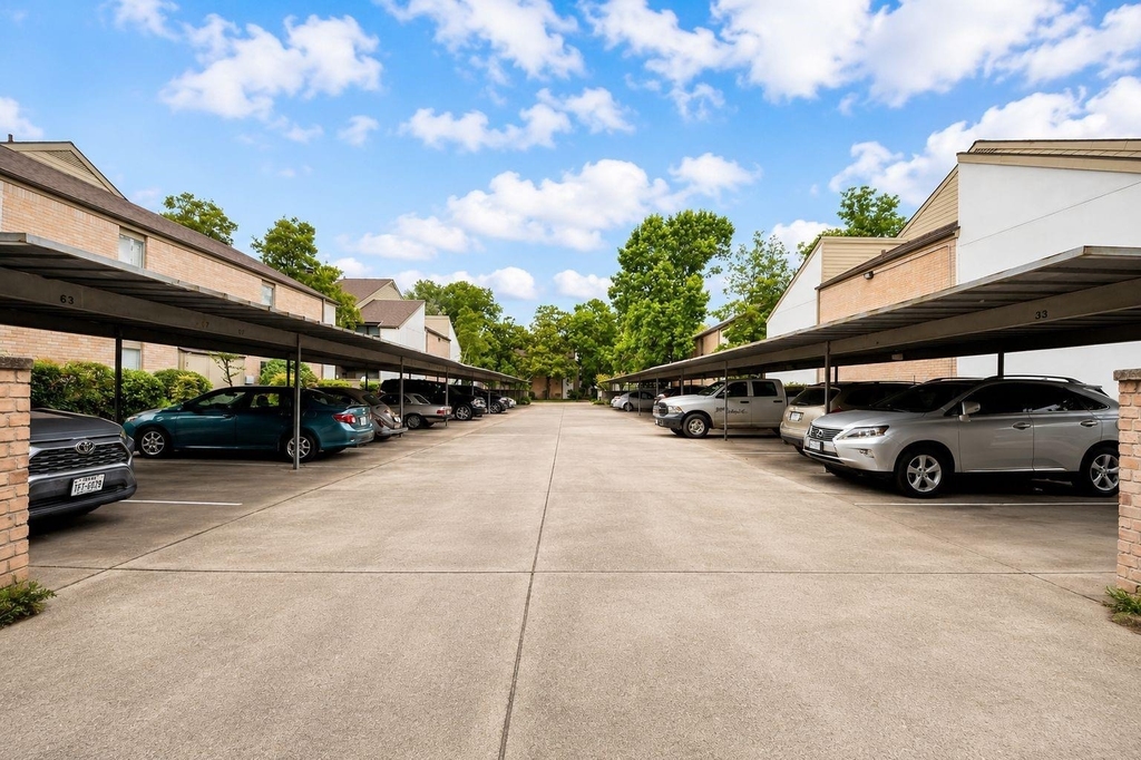 10053 Westpark Drive - Photo 16