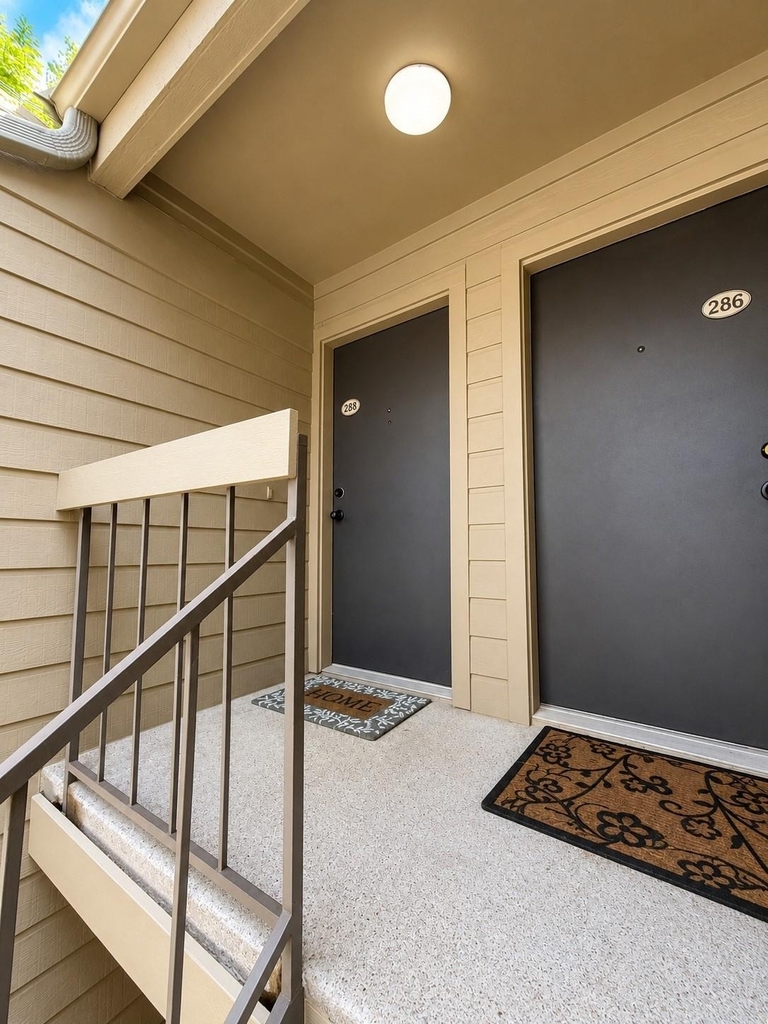 10053 Westpark Drive - Photo 2