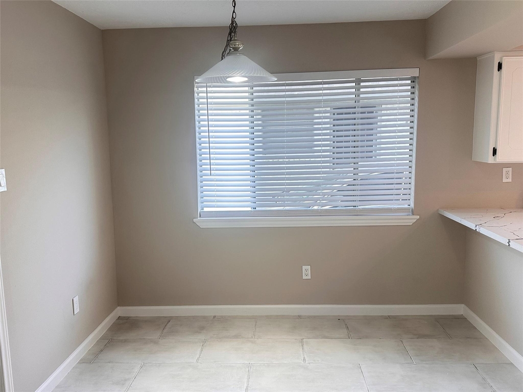10902 Bob White Drive - Photo 6