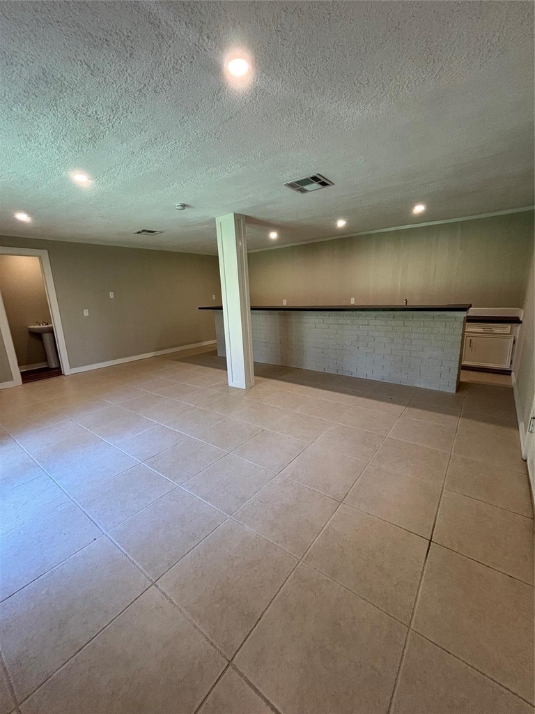 8049 Forest Hills Drive - Photo 20