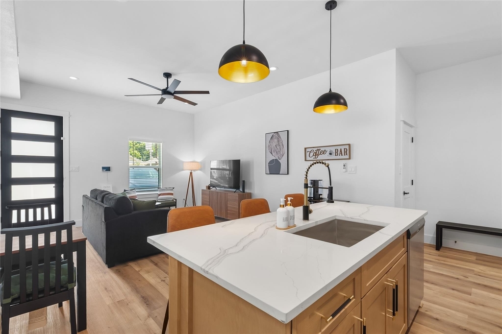 8007 Cora Street - Photo 18
