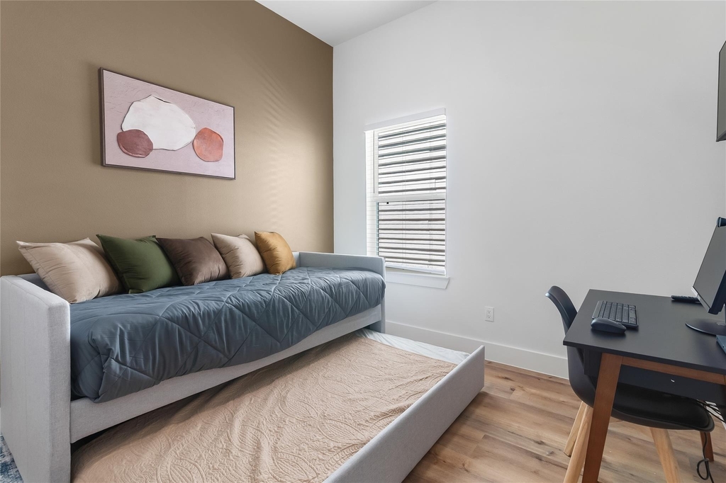 8007 Cora Street - Photo 26