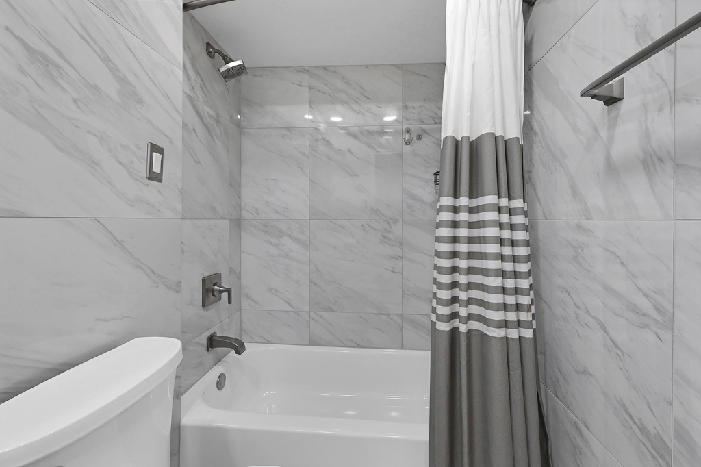 2601 Bellefontaine Street - Photo 7
