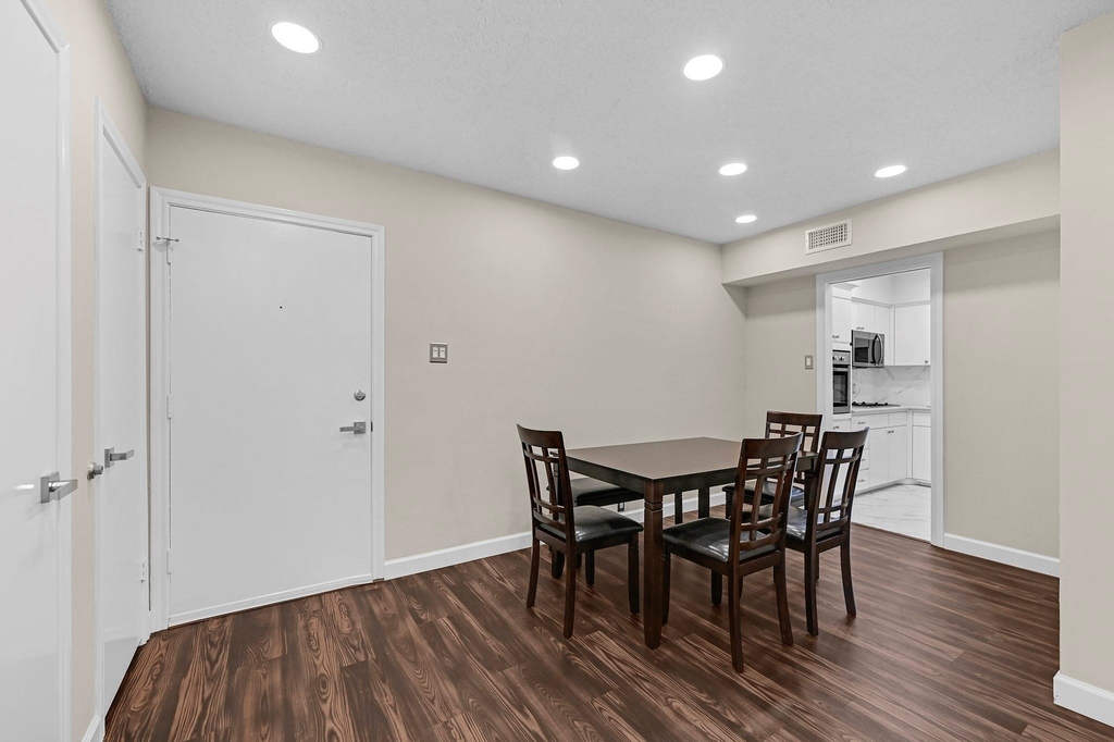 2601 Bellefontaine Street - Photo 1