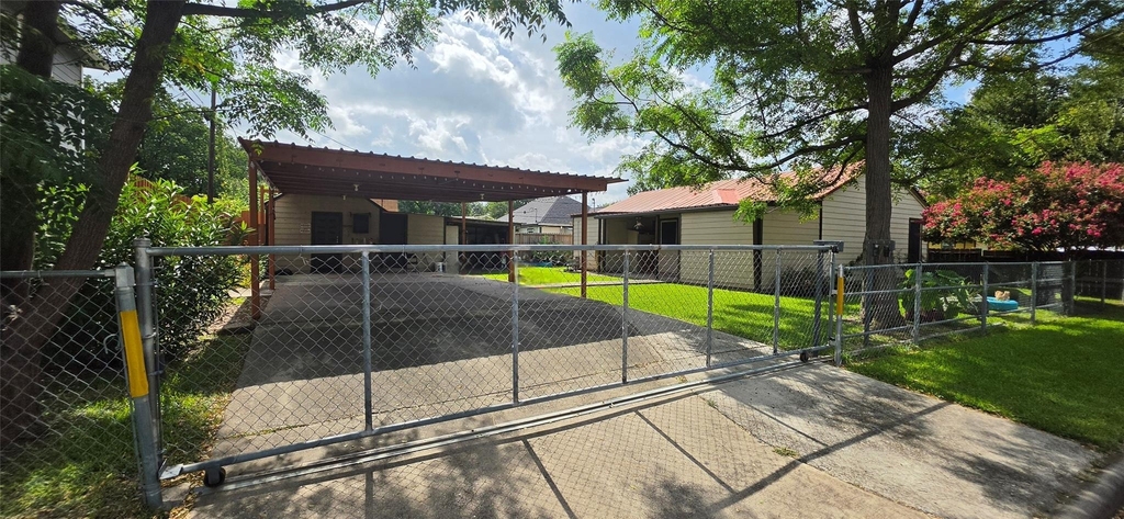 2110 5th Street - Photo 25