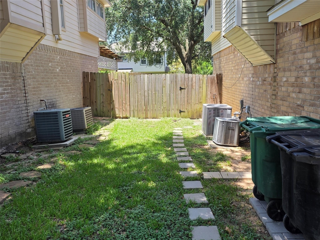 12902 Skymeadow Drive - Photo 4