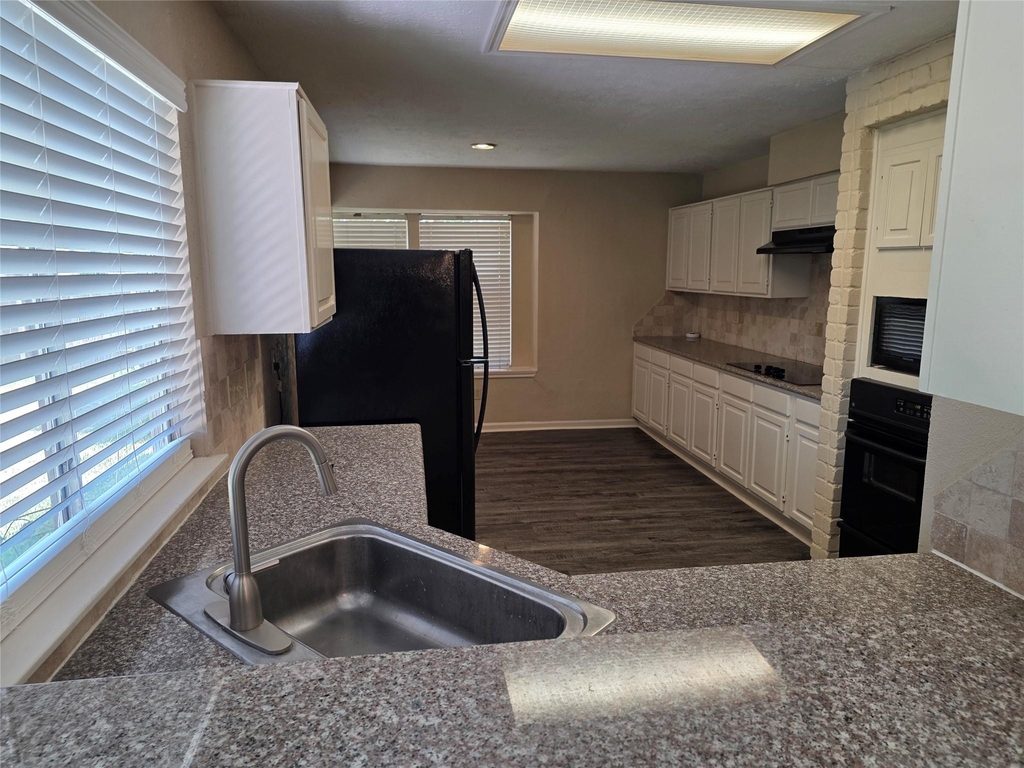 12902 Skymeadow Drive - Photo 12