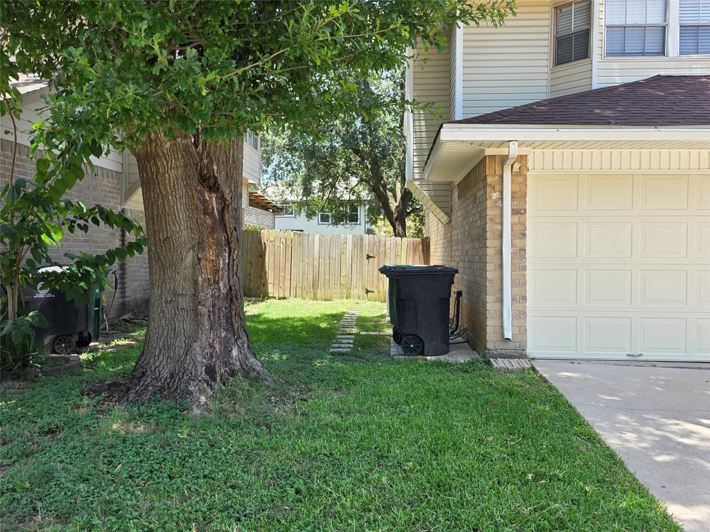 12902 Skymeadow Drive - Photo 3
