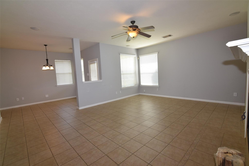 7927 Cardinal Landing Lane - Photo 9