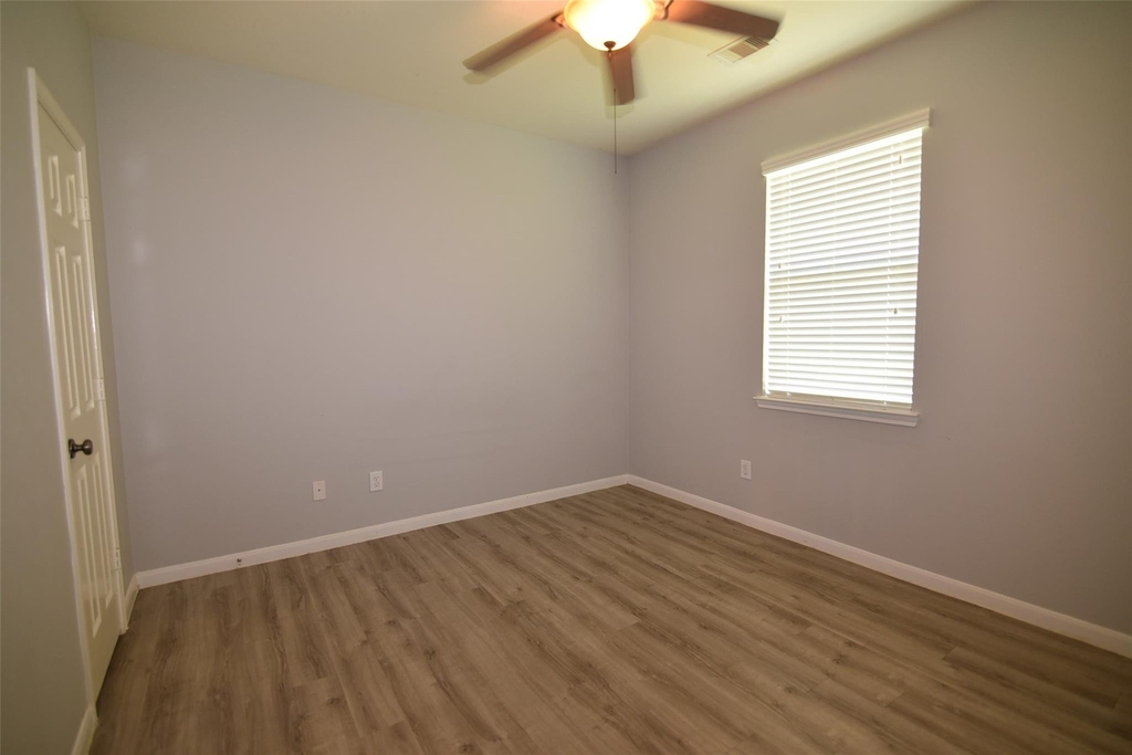 7927 Cardinal Landing Lane - Photo 23