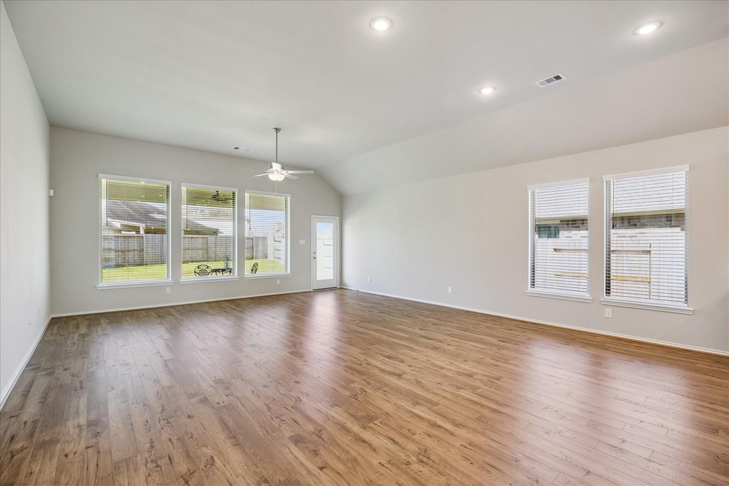 3212 Bright Maple Drive - Photo 5
