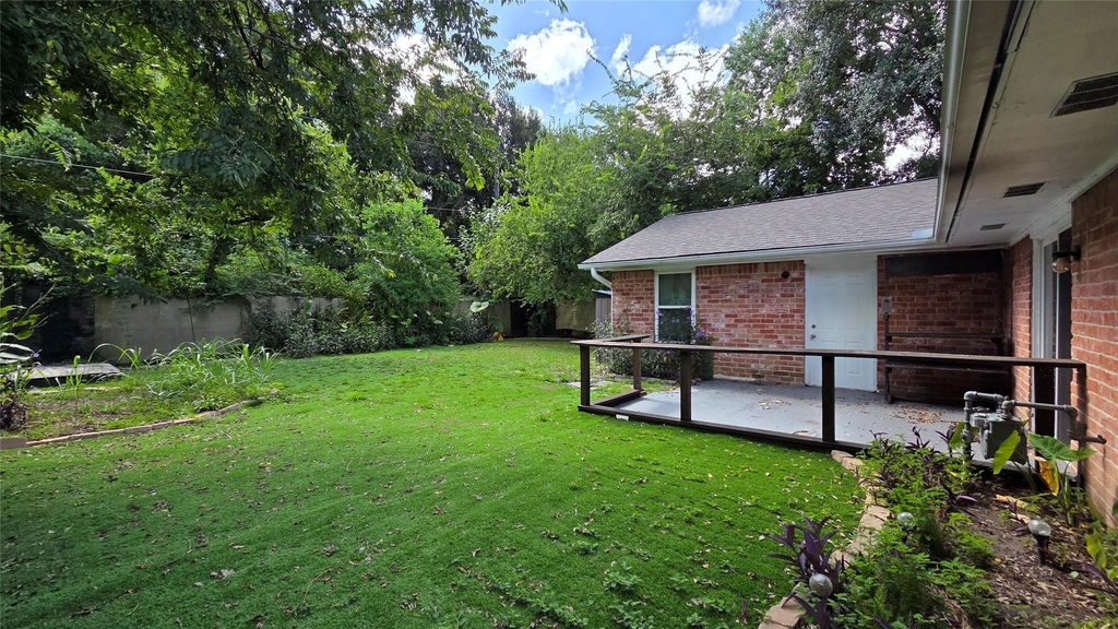 5434 Goldspier Street - Photo 18